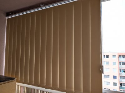 Vertikální žaluzie ekonom - hliníková kolejnice bílá