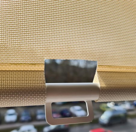 Screenová venkovní roleta do háčků