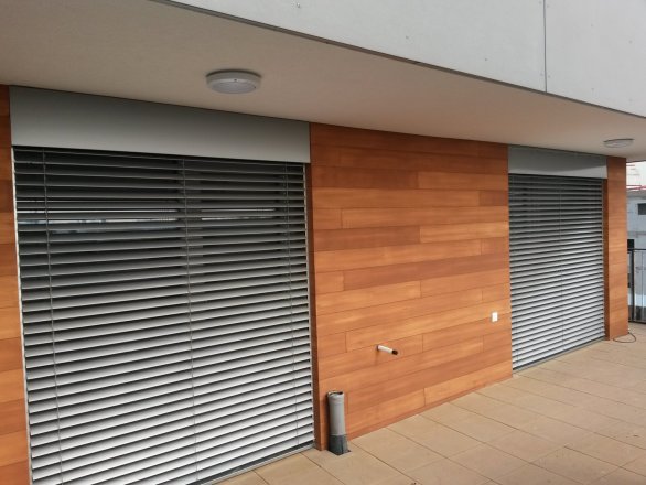 Hliníkové venkovní žaluzie c–80 celostínící